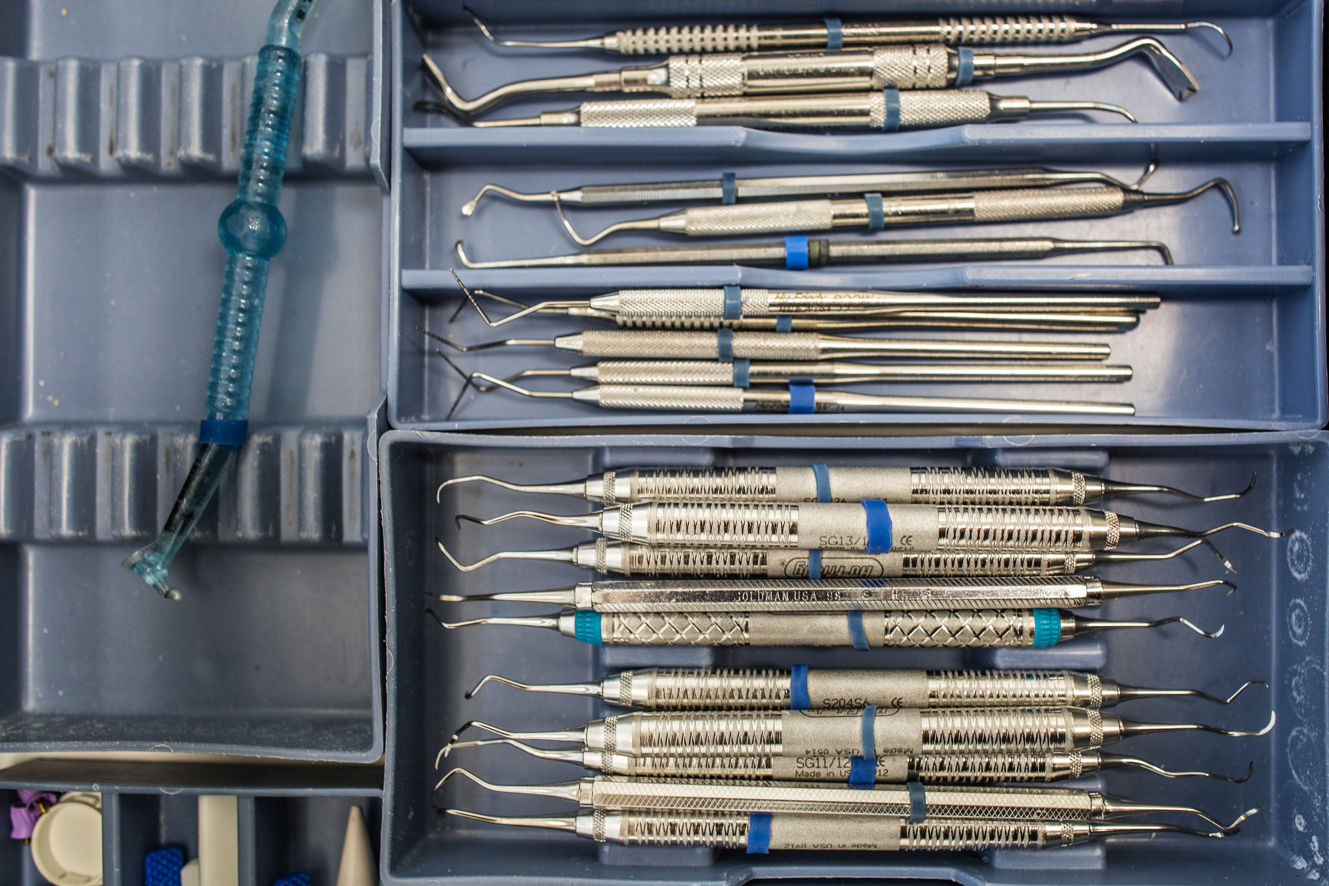 outils chirurgicaux